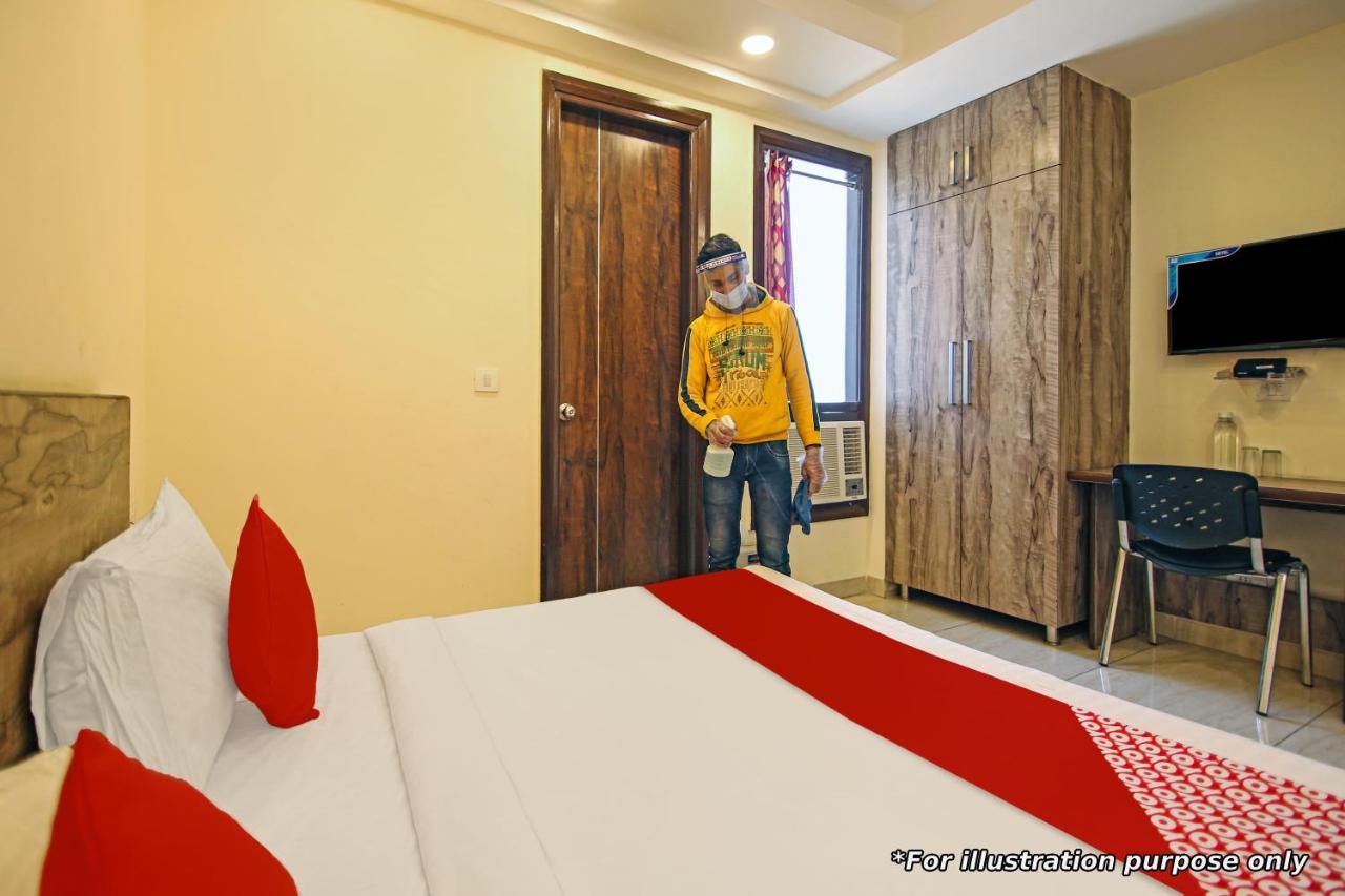 Oyo Flagship Kumar Palace New Delhi Extérieur photo